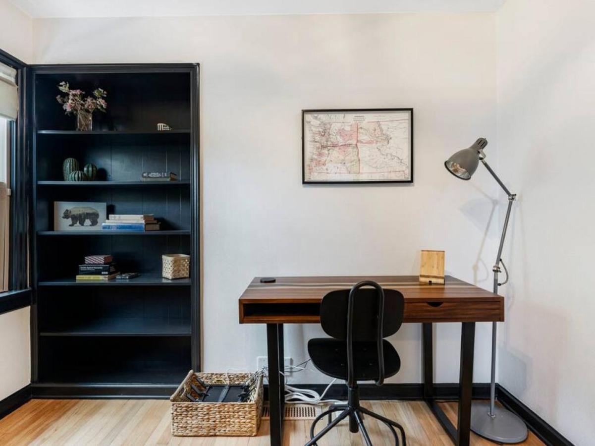 Picture Perfect Bungalow In The Heart Of Dt Vancouver Luaran gambar