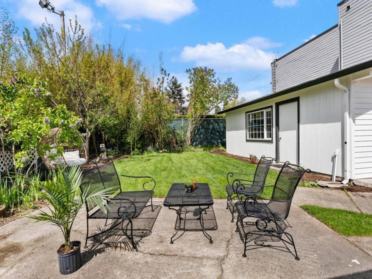 Picture Perfect Bungalow In The Heart Of Dt Vancouver Luaran gambar